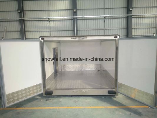 Lightweight Freezer Truck Body 150 Sets/Month High Strength FRP