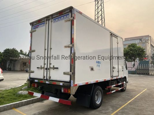 FRP Refrigerated Truck Box 150 Sets Month High Strength