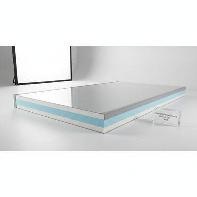 Un bon prix. Panneau sandwich FRP isolé en mousse de polystyrène extrudé pour camion avec un transfert de chaleur global inférieur à 0,3 W/m².K et une caisse frigorifique de qualité alimentaire en ligne